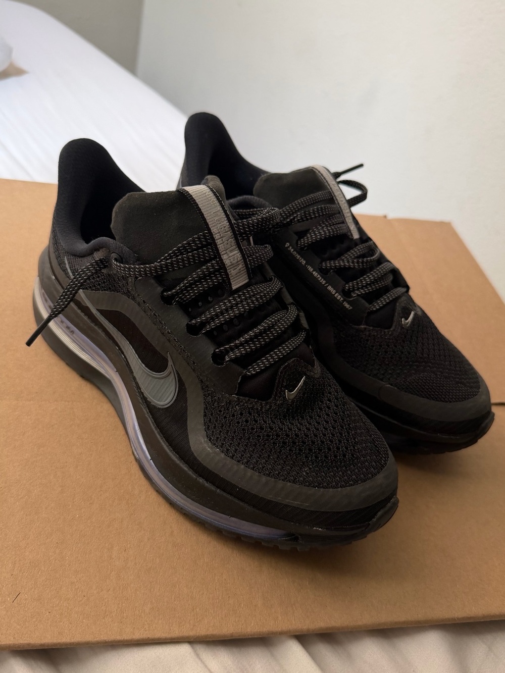 NIKE PEGASUS PREMIUM